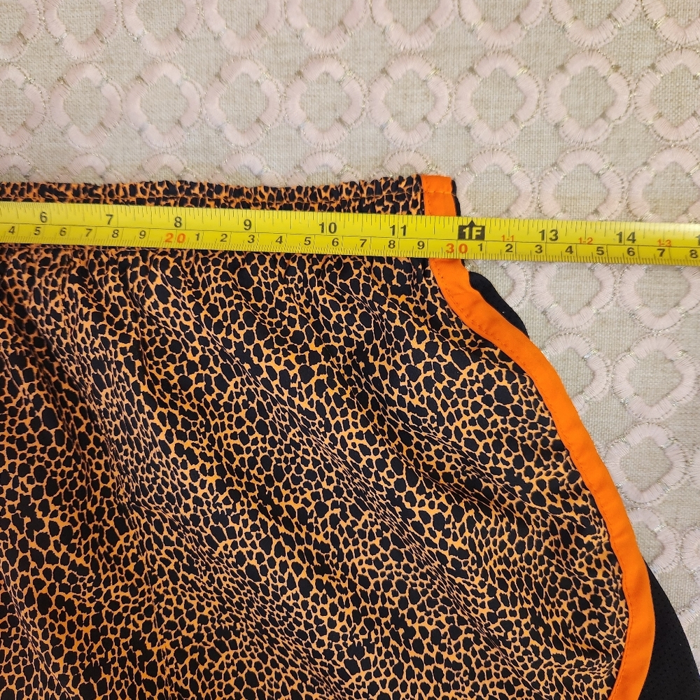 Nike Women's Tempo Dri-FIT Mid Rise Running Shorts Orange Animal Print, Size XS - Picture 9 of 12